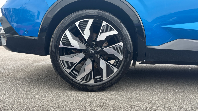 Renault Rafale E-Tech FHEV Techno Esprit Alpine 5dr Auto 4C Hybrid Estate